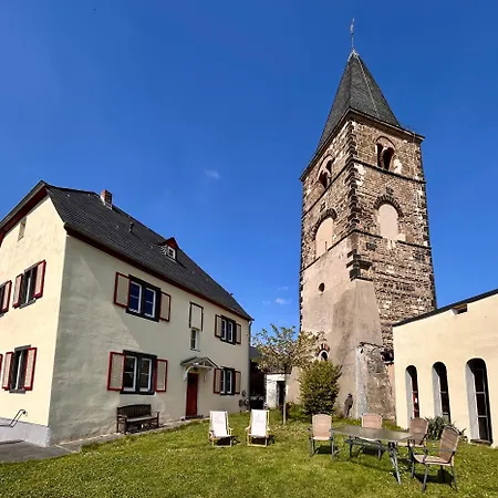 Auf Der Burg Im Vulkan Park Laacher Apartment